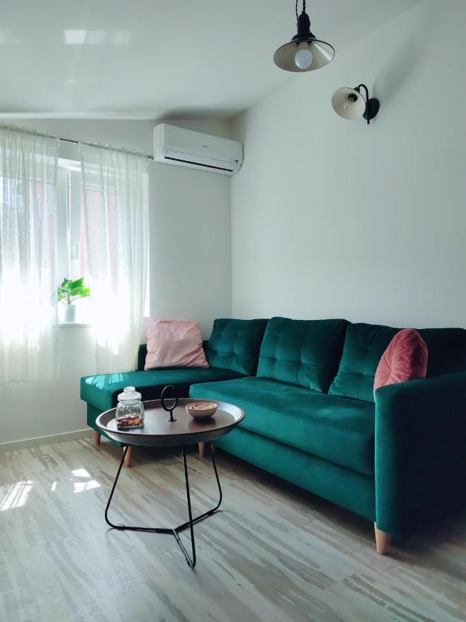 Apartman Jelena Подстрана Экстерьер фото
